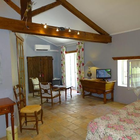 Bastide Des Princes B&B Caderousse Экстерьер фото
