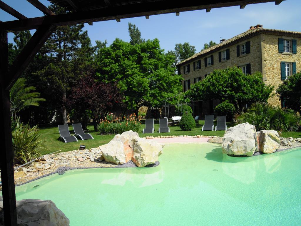 Bastide Des Princes B&B Caderousse Экстерьер фото