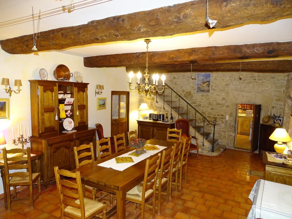 Bastide Des Princes B&B Caderousse Экстерьер фото