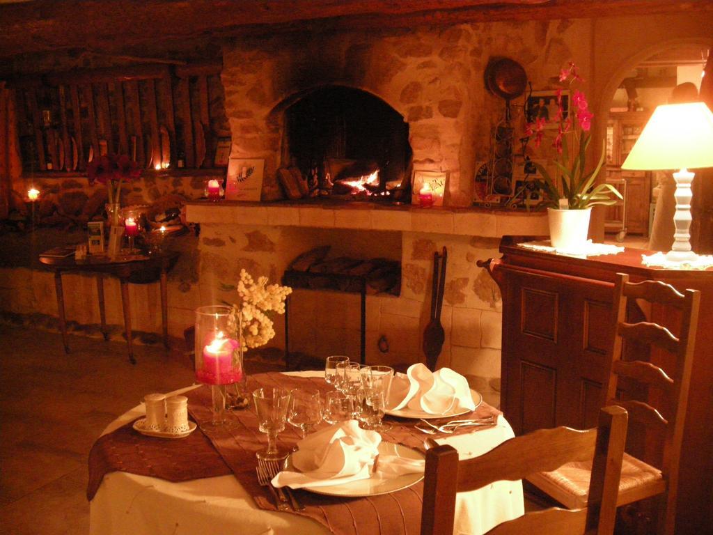 Bastide Des Princes B&B Caderousse Экстерьер фото