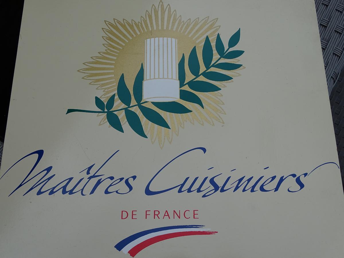 Bastide Des Princes B&B Caderousse Экстерьер фото