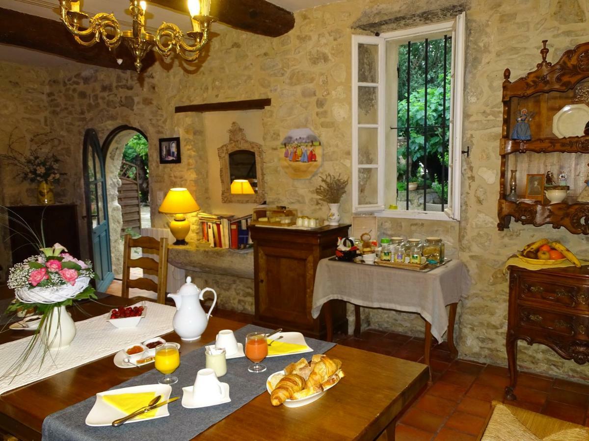 Bastide Des Princes B&B Caderousse Экстерьер фото